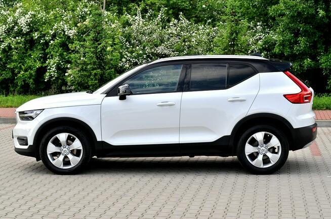Volvo XC 40 2,0 150KM_D3_Harman-Kardon_Panorama_Led_Navi_Skóra_ Płock - zdjęcie 4