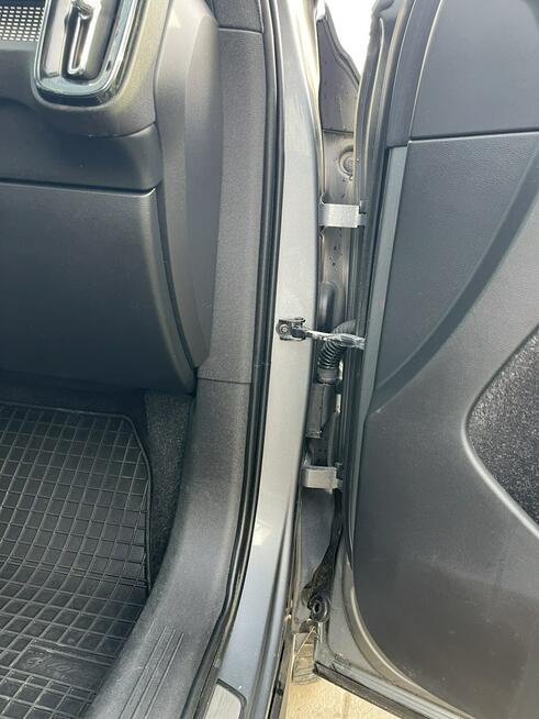 Volvo XC 40 R design T5 AWD HAK Skóra Kamera Pamięć Panorama Virtual Gliwice - zdjęcie 11