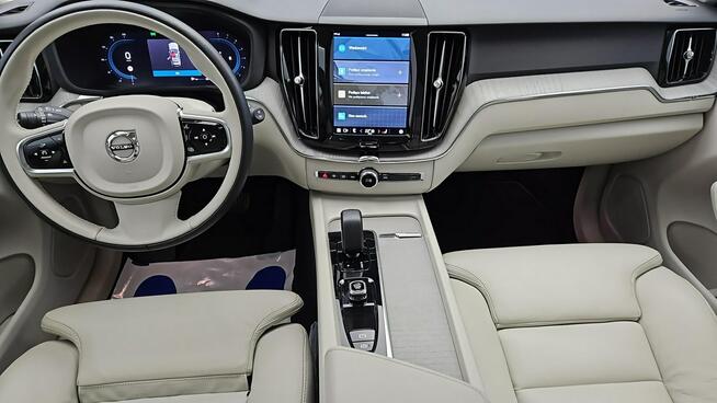 Volvo XC 60 AWD Plus Bright aut ! Z Polskiego Salonu ! Faktura VAT ! Warszawa - zdjęcie 12