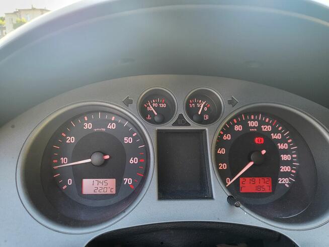 Sprzedam samochód osobowy seat Ibiza Wałbrzych - zdjęcie 11