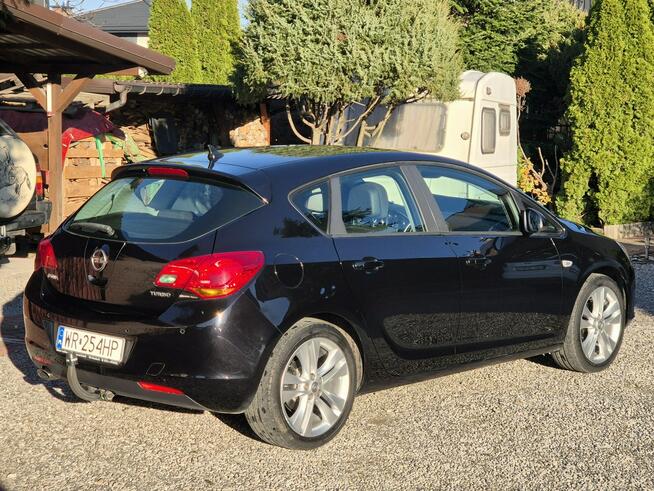 Opel Astra 2010r, 1.4T 140KM. Przebieg 151tyś km, Radom - zdjęcie 6