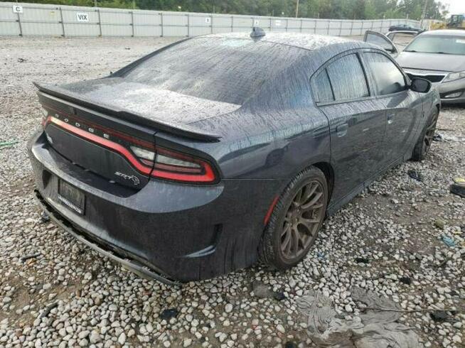 Dodge Charger 2017, 6.2L, SRT HELLCAT, od ubezpieczalni Sulejówek - zdjęcie 4