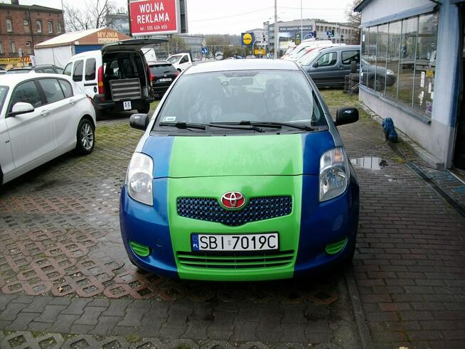 Toyota Yaris Katowice - zdjęcie 2
