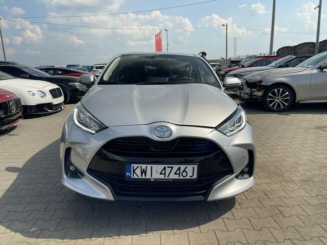 Toyota Yaris Hybryda Automat Kamera Podgrzewanie Virtual 130KM Gliwice - zdjęcie 6
