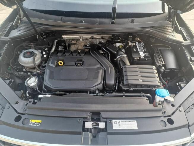 Sprzedam VW TIGUAN 2020 rok benzyna 150 KM Full opcja Black Płock - zdjęcie 3