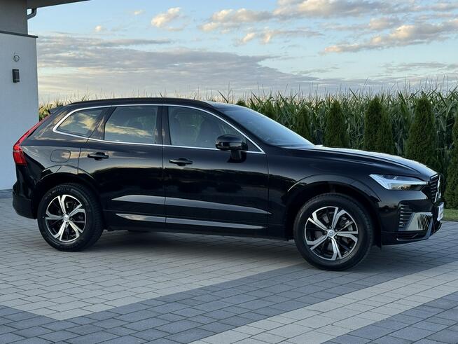 Volvo XC 60 B4 Mild Hybrid Benzyna Core Zambrów - zdjęcie 3