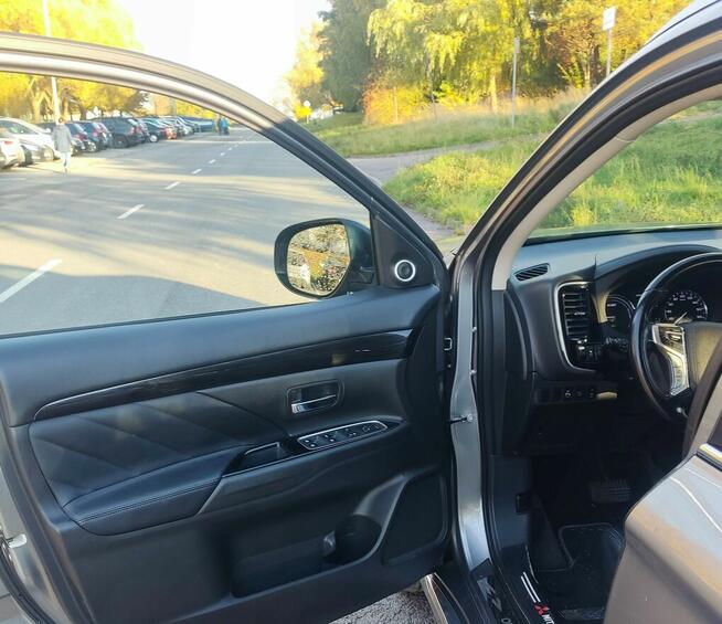 Sprzedam Mitsubishi Outlander PHEV Złocieniec - zdjęcie 5
