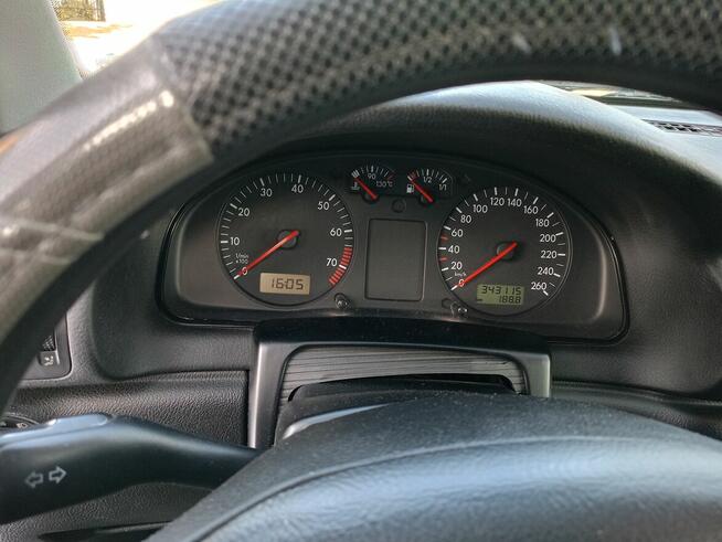 Sprzedam passat B5 Branica - zdjęcie 2