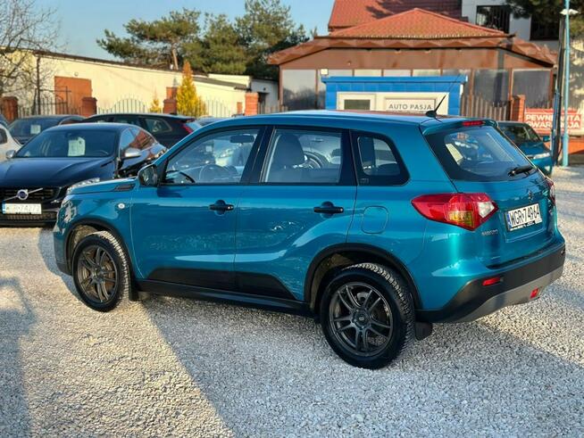Suzuki Vitara 1.6 benzyna 120KM • 2016   • Klimatyzacja • Grójec - zdjęcie 11