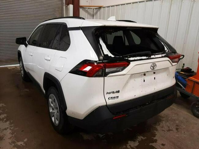 Toyota RAV-4 2019, 2.5L, LE, po gradobiciu Warszawa - zdjęcie 3