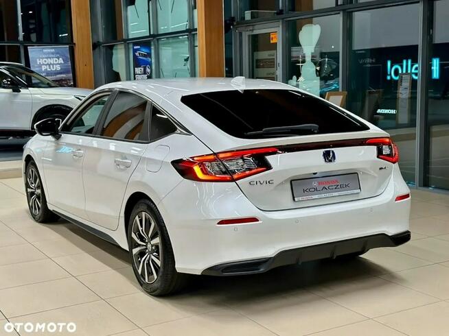 Honda Civic Elegance 2.0 (184 KM) e:HEV e:CVT (100) Kraków - zdjęcie 6
