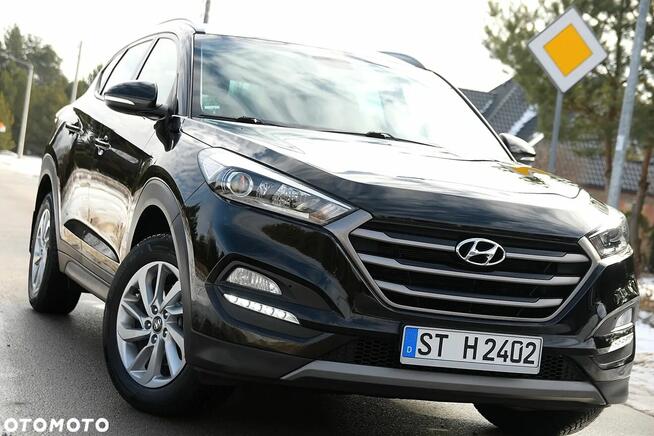 HYUNDAI TUCSON 1.6 Benzyna 132KM * Z Niemiec * BOGATY * NAVI Kielce - zdjęcie 2