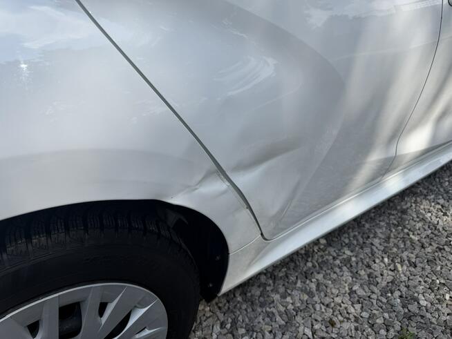 Toyota Yaris 1.5HSD 125KM Bezwypadkowy Oryginalny lakier Serwisowany Otwock Mały - zdjęcie 7