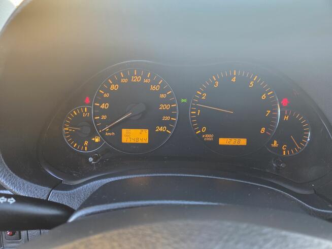 Sprzedam Toyote Avensis Żukowo - zdjęcie 5