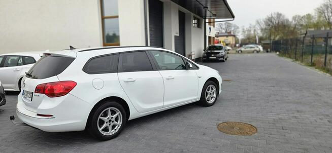 Opel Astra- 1.6 diesel- 2014r. Grodzisk Mazowiecki - zdjęcie 12