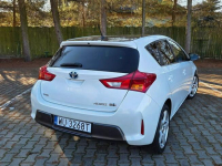 Toyota Auris 1.8 Benzyna Hybryda 136km Automat Biała Perła Zwoleń - zdjęcie 11