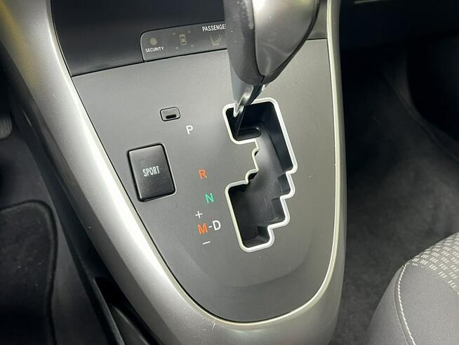 Toyota Verso 1.8 Benzyna opłacony Automat Gostyń - zdjęcie 12