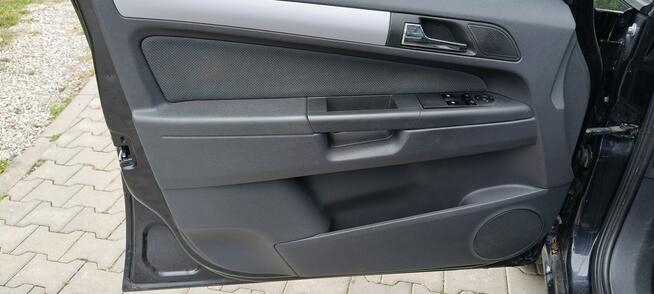 Opel Zafira 7- osób Benz , Klima , alu 17" Hak Stare Budy - zdjęcie 10