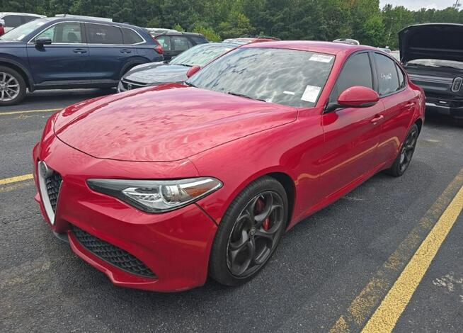 Alfa Romeo Giulia Wersja Ti / AWD / niski przebieg Tarnów - zdjęcie 3