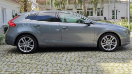 Volvo V40 Xenon Skóry Harman Kardon Gwarancja Kutno - zdjęcie 3