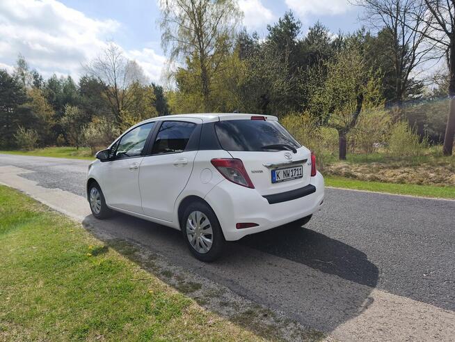 Toyota Yaris 1.0 Klima Kamera Cofania 5 Drzwi z Niemiec Kłobuck - zdjęcie 6