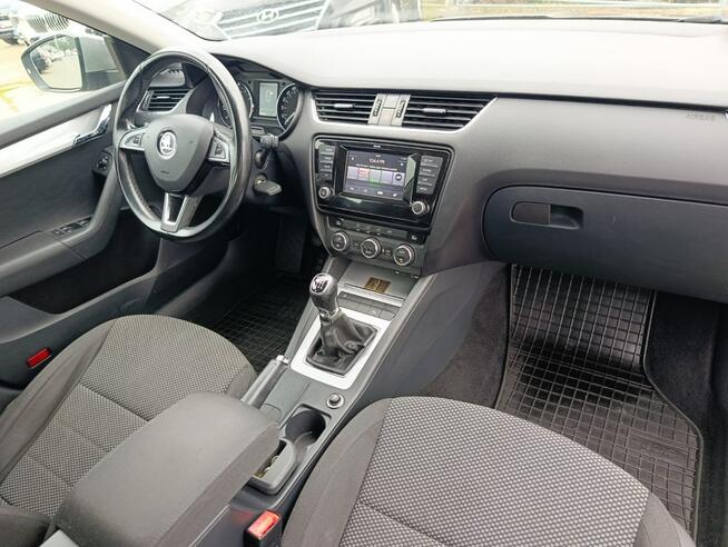 Škoda Octavia SALON POLSKA Karczew - zdjęcie 4