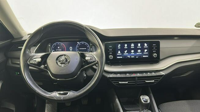Skoda Octavia 2.0 TDI SCR Ambition Kombi Warszawa - zdjęcie 9
