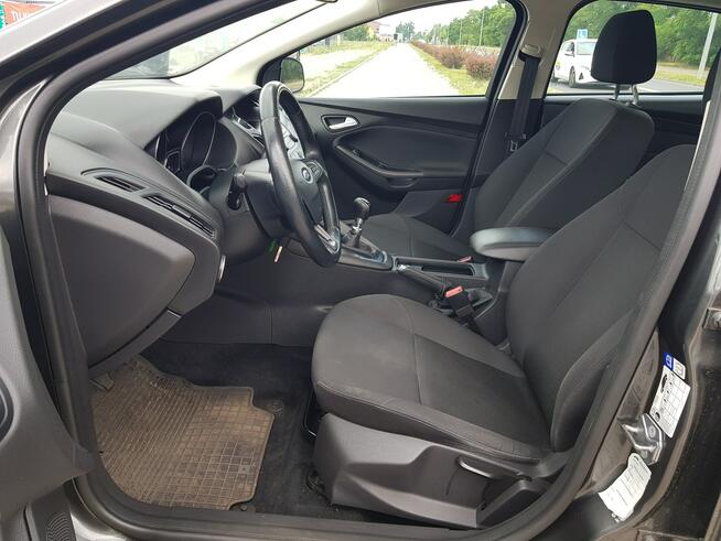 Ford Focus 1,5 TDCi Sedan Salon Polska Klima Zarejestrowany Gwarancja Włocławek - zdjęcie 9