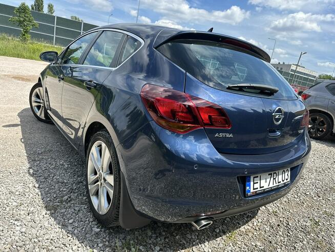 Opel Astra Starowa Góra - zdjęcie 6