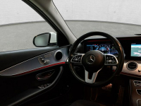 Mercedes E 300 Komorniki - zdjęcie 10