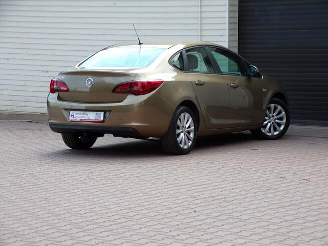 Opel Astra Klimatronic /Automat /Gwarancja /1,6 /115KM /2013 Mikołów - zdjęcie 12