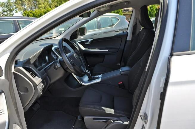 VOLVO XC60 2.0 D3 150KM Salon PL VAT23% Automat BLIS ACC HAK Warszawa - zdjęcie 8