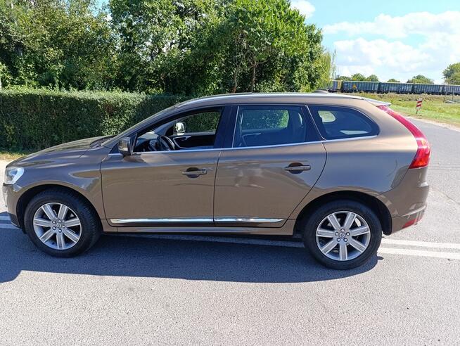 Volvo XC60 2.0D 150KM 2015 Dzierżoniów - zdjęcie 3