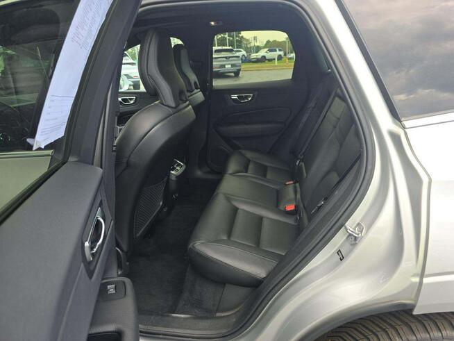 Volvo XC 60 INSCRIPTION / AWD / T6 / niski przebieg Białystok - zdjęcie 9