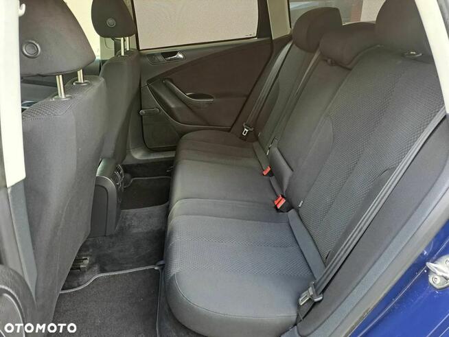 Volkswagen Passat 2.0 TDI Comfortline DSG Chodzież - zdjęcie 8