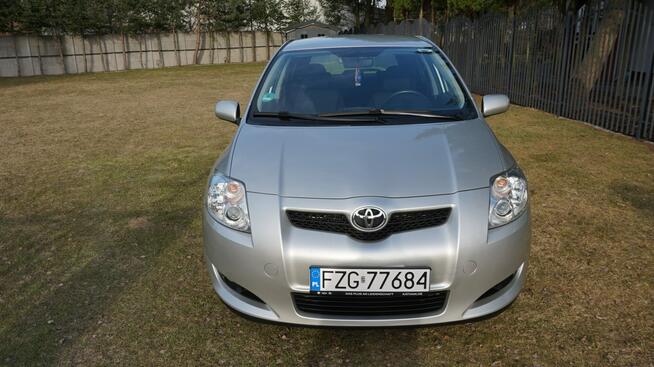 Toyota Auris zarejestrowany, ubezpieczony. Gwarancja. Polecam !!! Zielona Góra - zdjęcie 2