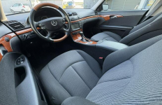 Mercedes E 280 3.0 V6 | Stan BDB | Klimatyzacja | Pyzdry - zdjęcie 7