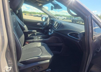 Chrysler Pacifica LIMITED / pakiet S / niski przebieg Tarnów - zdjęcie 10