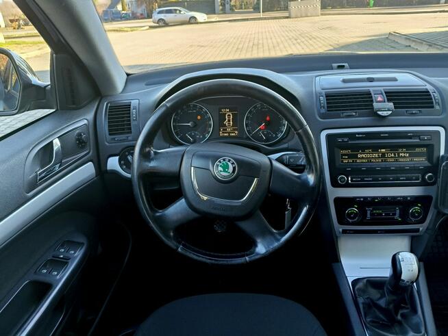 Škoda Octavia 2010*1.6TDI*2kpl kół*Tani/Sprawny Bibice - zdjęcie 5