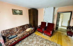 Syndyk sprzeda udział 1/4 w prawie własności nieruchomości - Szprotawa