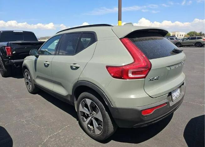 Volvo XC 40 Najbogatsza wersja wyposażenia Ultimate Dark Theme / AWD Cieszyn - zdjęcie 5