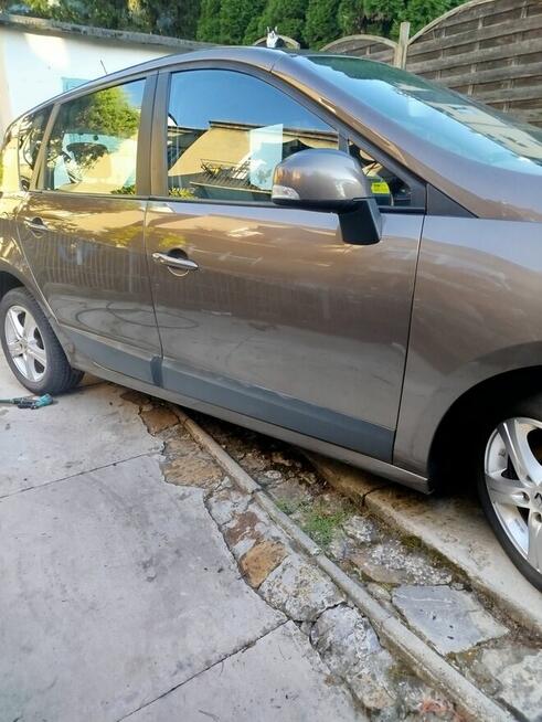 Renault Scenic 3 1,5 DCI 2013r Kielce - zdjęcie 8