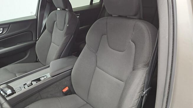 Volvo V60 B3 B Core aut  ! Z Polskiego Salonu ! Faktura Vat ! Warszawa - zdjęcie 11