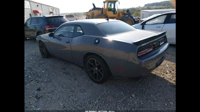 Dodge Challenger R/T PLUS / SHAKER / HEMI / niski przebieg Chwaszczyno - zdjęcie 5