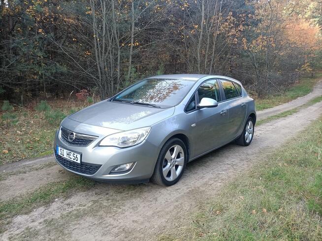 Opel Astra J 1.6 Benzyna 115km Hatchback Klima Alu z Niemiec Kłobuck - zdjęcie 6