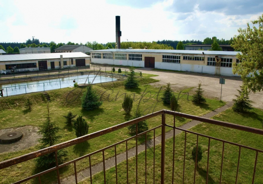 Działka z halami oraz biurem Chorzele - zdjęcie 1