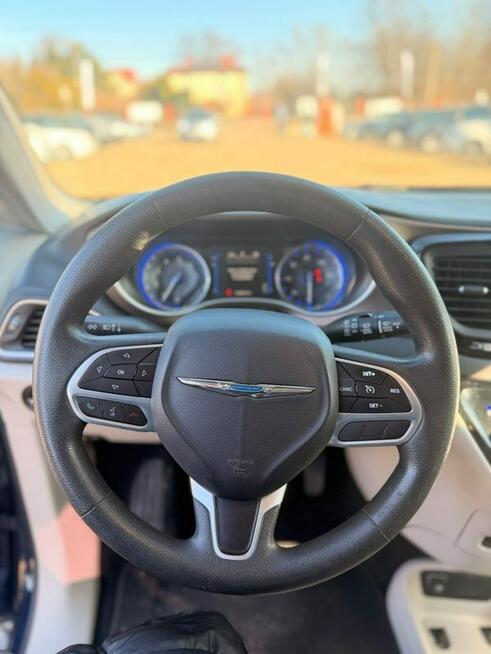 Chrysler Pacifica 3.6 benzyna - 2016r. Grodzisk Mazowiecki - zdjęcie 8