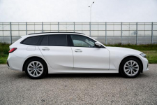 BMW 318i Touring G21, Salon Polska, Bezwypadkowy, Faktura VAT Marża Warszawa - zdjęcie 9