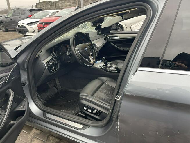 BMW 540 Luxury Line Xdrive Skóra Kamery360 Harman Podgrzewanie 340KM Gliwice - zdjęcie 9