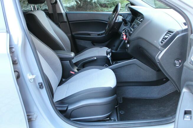 Hyundai i20 Benzyna Bogate Wyposażenie Zarejestrowany Lubań - zdjęcie 10